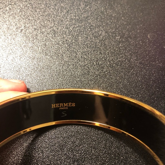 NWOT Authentic Hermes Wide enamel bracelet - Picture 4 of 8